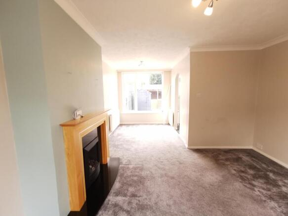3 bed Terraced to rent Image 6
