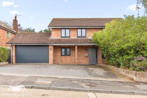 Rosemount, Harlow