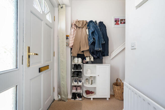 6 Campion Crescent