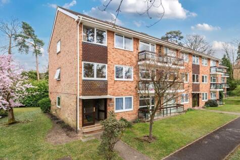 Hillbrook Gardens, Weybridge, KT13