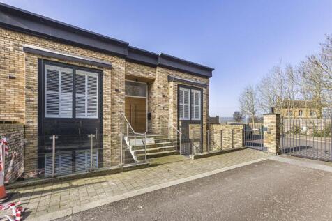 Pump House Lane, Ware