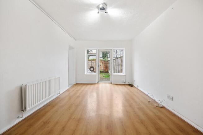 Mill Lane, Chadwell Heath, RM6 photo 4