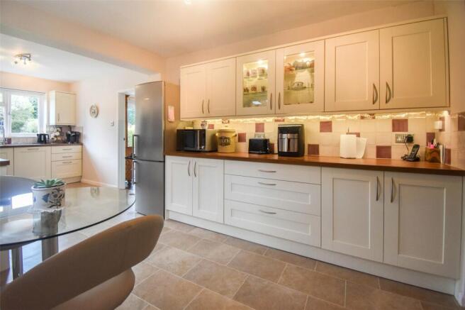 Kitchen/ Breakfast