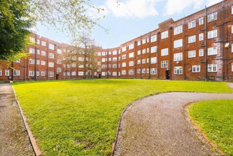 Quadrant Close, Hendon