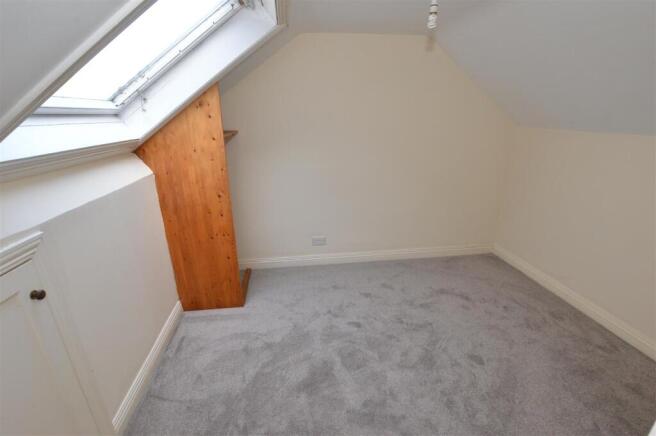 2 bed Apartment for sale Image 5