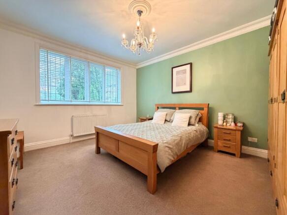 1 bed Flat for sale Image 7