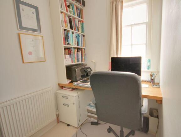 Photo 6