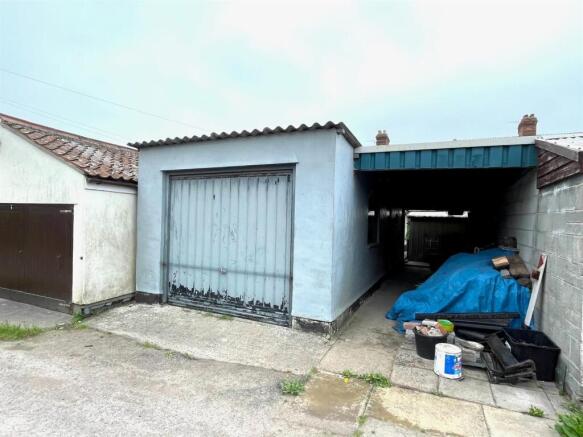 Garage.jpg