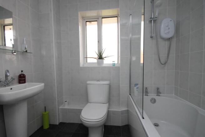 HOUSE BATHROOM/W.C.