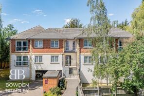 8, Ash Way, Woodford Green IG8 8FL