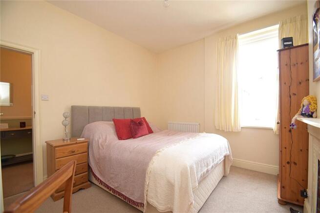 5 bed Terraced to rent Image 9