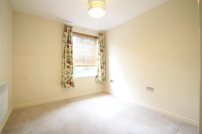 2 bed Flat to rent Image 4