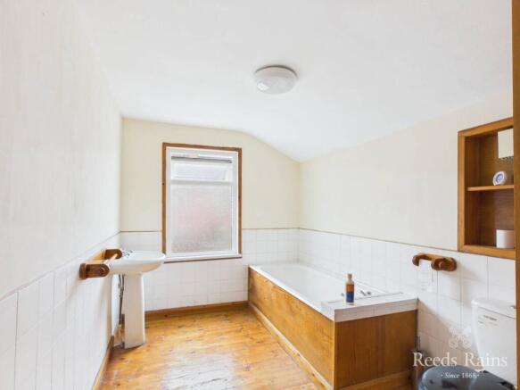 2 bed Terraced for sale Image 9