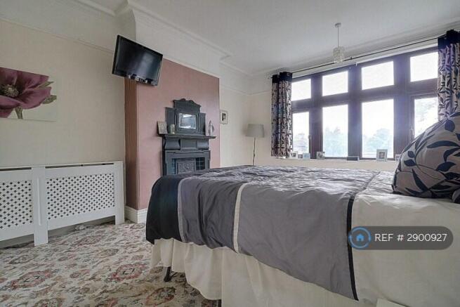 6 bed Semi-Detached to rent Image 10