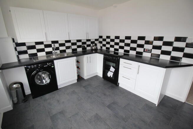 Kitchen/dining ro...