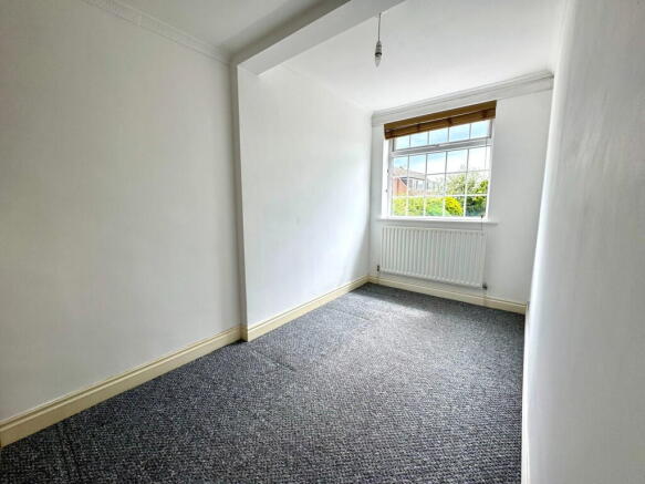 2 bed Terraced for sale Image 9