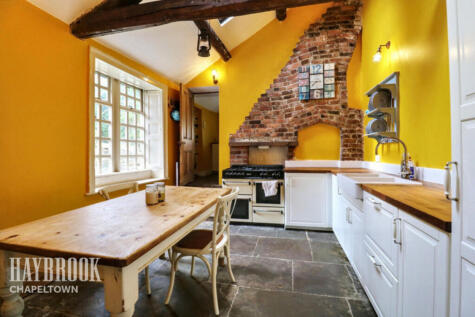 Cowley Manor Cottage, 212A Cowley Lane, Chapeltown S35 1RY