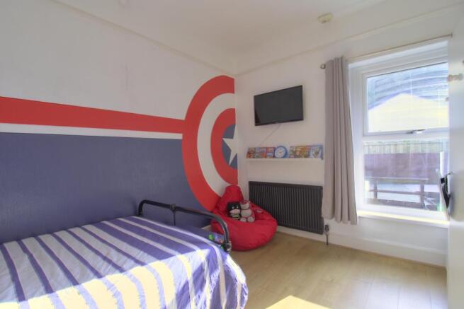 Bed3