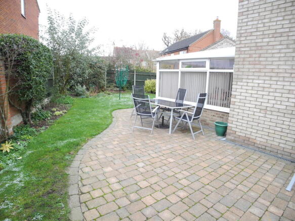Photo 10