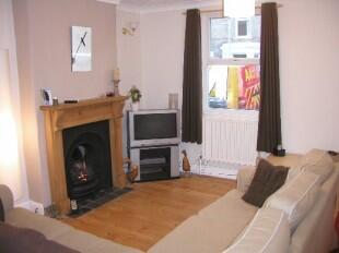 LOUNGE AREA