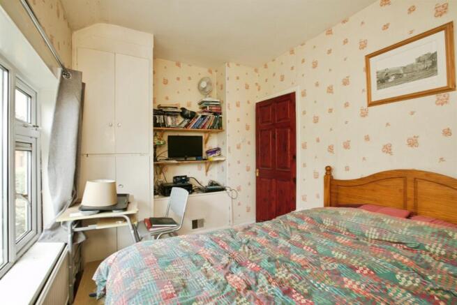 3 bed Semi-Detached for sale Image 12
