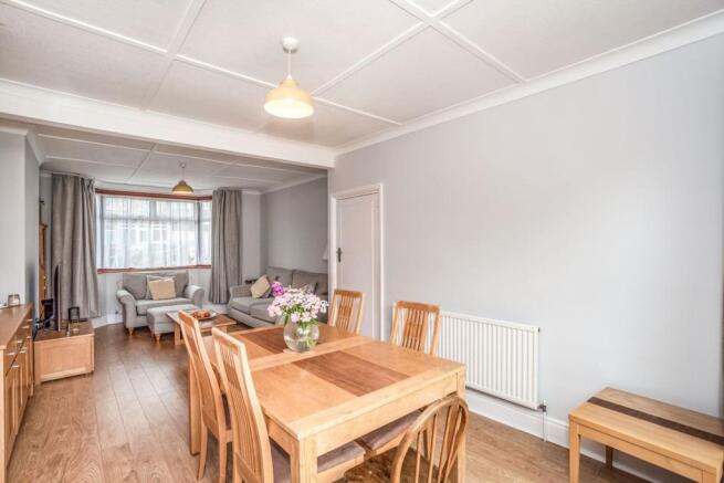 Lounge/Dining Room