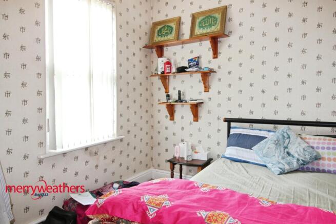 4 bed Semi-Detached for sale Image 8