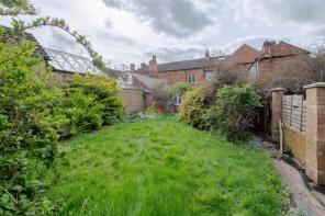 32, College Street, Rushden NN10 8DZ