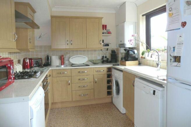 Re-fitted Kitchen/Di