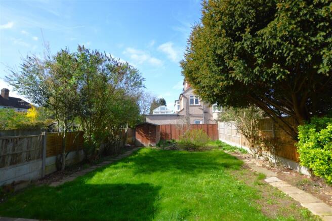 14 Strathearn Avenue garden.JPG