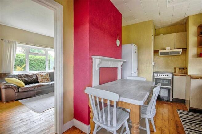 KITCHEN /BREAKFAST R
