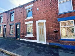 86, Cowlishaw Lane, Oldham OL2 8SW