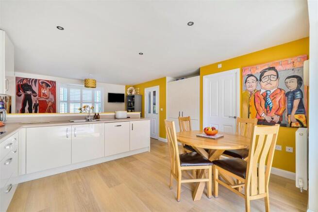 Kitchen/Dining Room