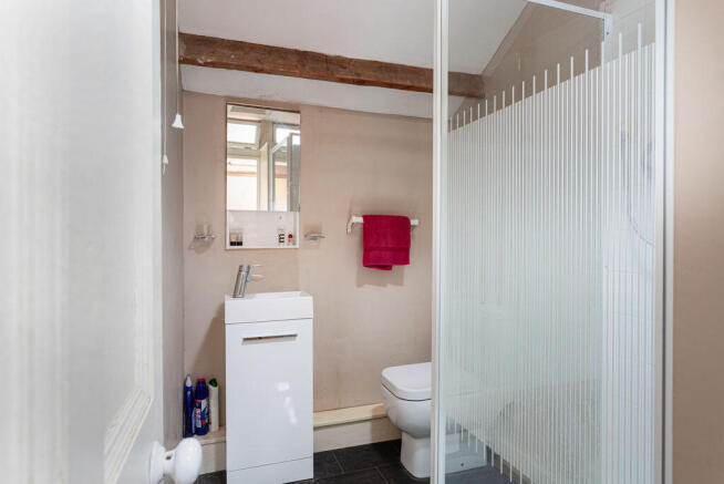 3 bed Terraced for sale Image 12