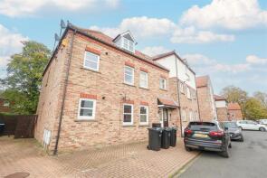 24, Waterside, Ripon HG4 1RA