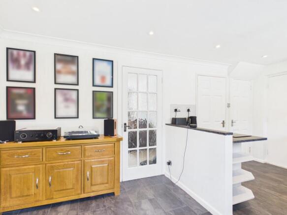 Derwent Drive, Kendal, LA9 - More