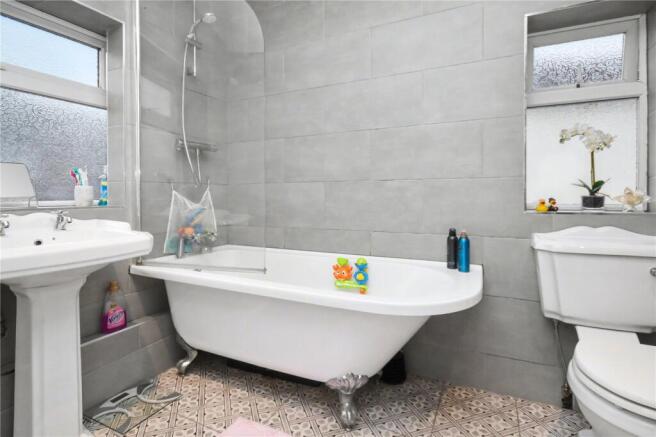 3 bed Semi-Detached for sale Image 7