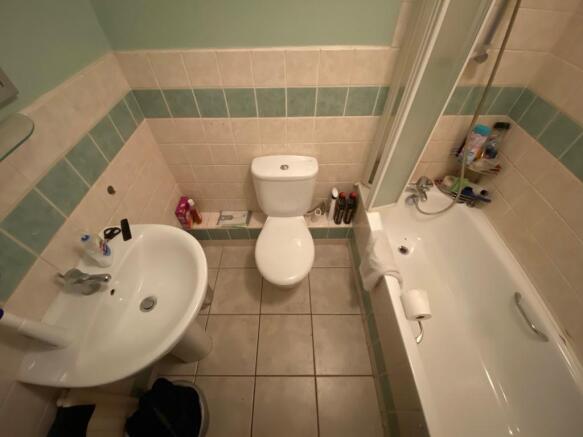 FITTED BATHROOM