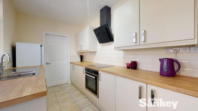 Kitchen 1.jpg