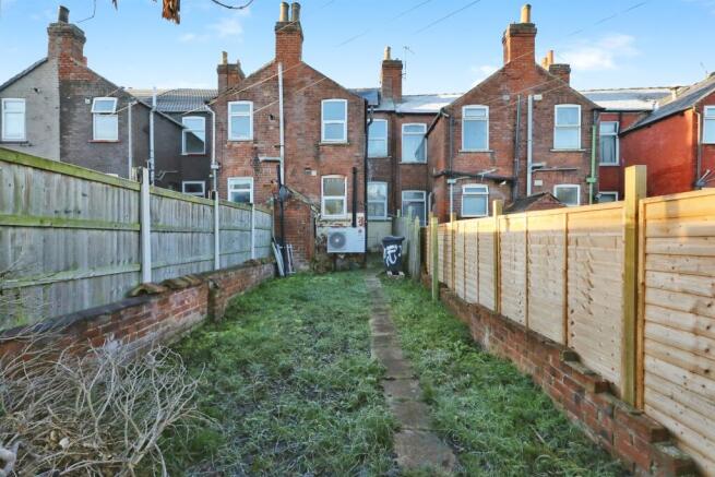 2 bed Terraced for sale Image 11