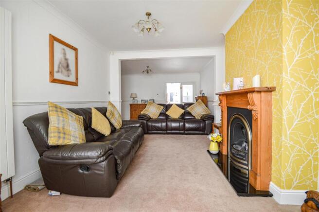 'L' Shaped Lounge Through Dining Room