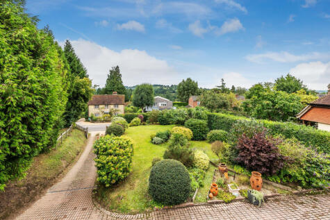 The Street, Lodsworth, Petworth, West Sussex, GU28
