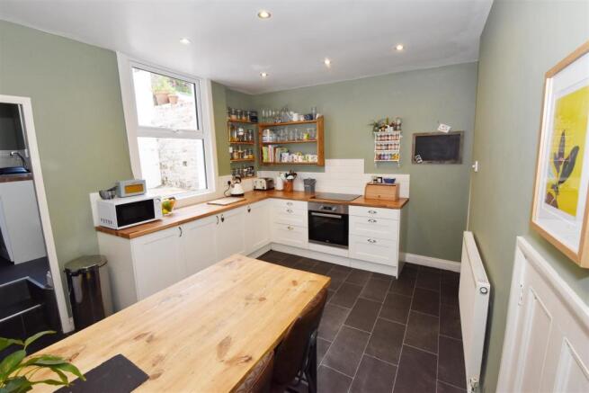 Kitchen.jpg