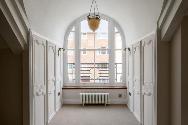 3 bed House for sale Image 3