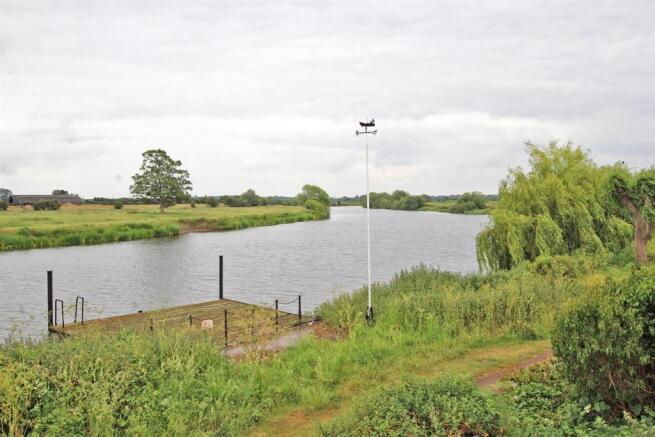 Garden View & Mooring