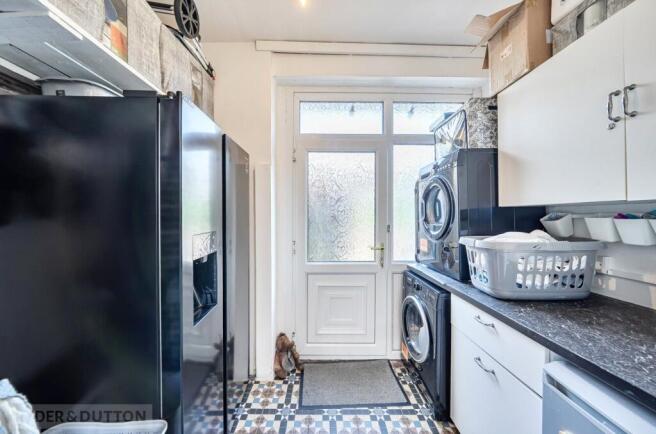 3 bed Semi-Detached for sale Image 5