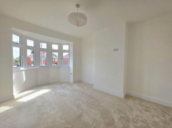 3 bed Semi-Detached for sale Image 12