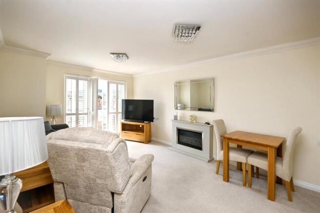 Apartment in Eastbourne - More