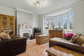 18, Shaftesbury Road, London E4 7BW