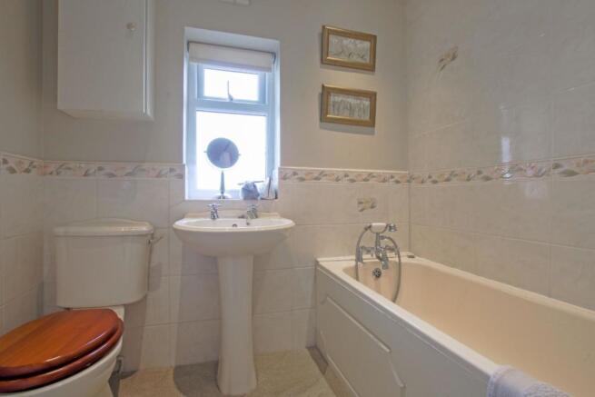 Bathroom/Wc